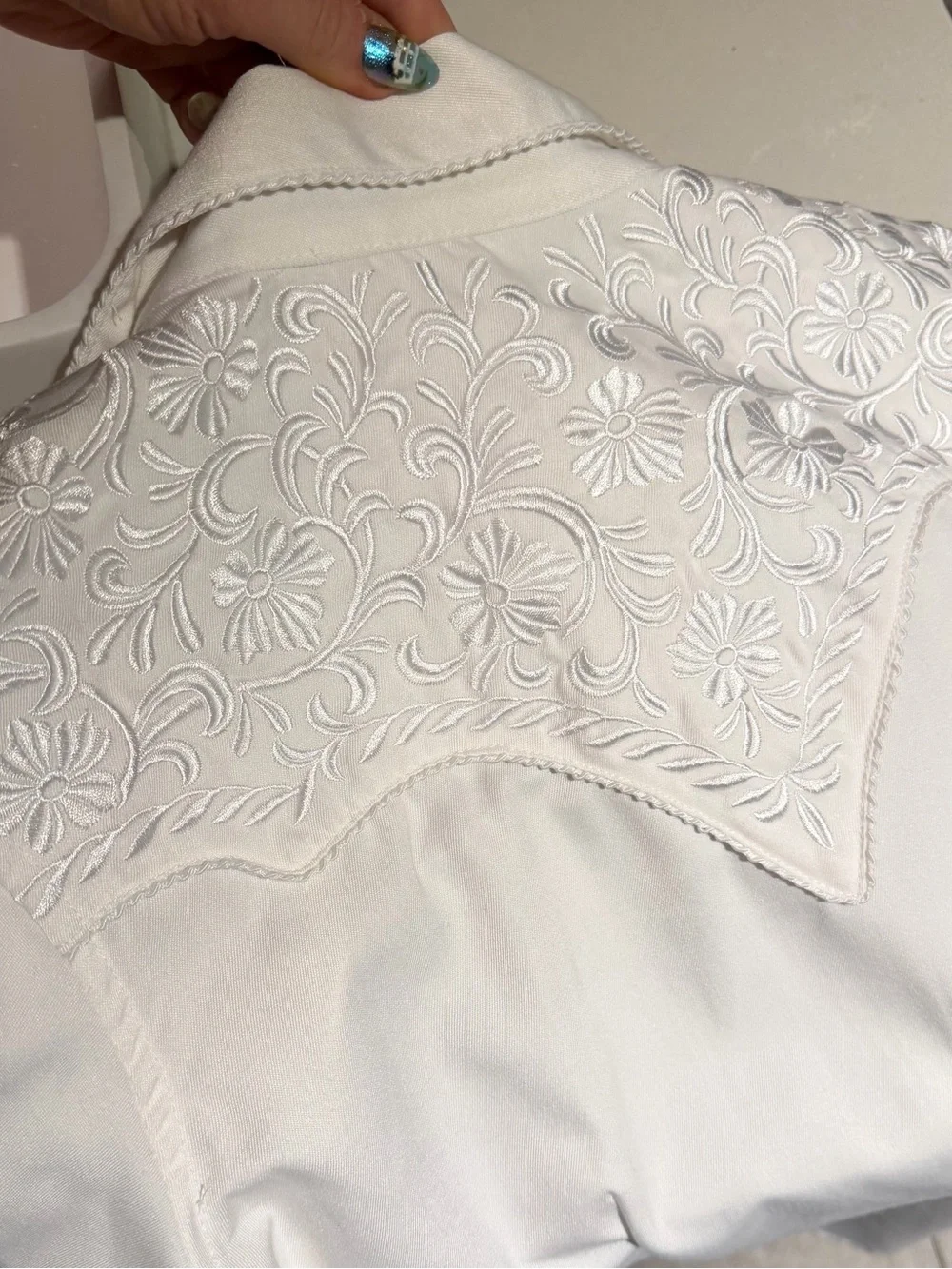 Vintage Panhandle Slim White Floral Embroidered Pearl Snap Shirt - Picture 14 of 15